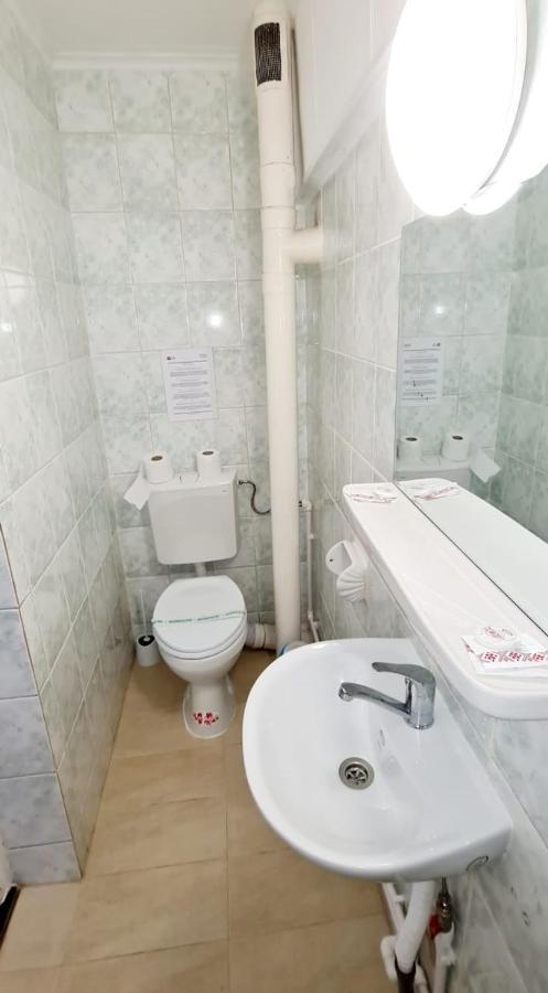 יאשי Hotel Victoria מראה חיצוני תמונה