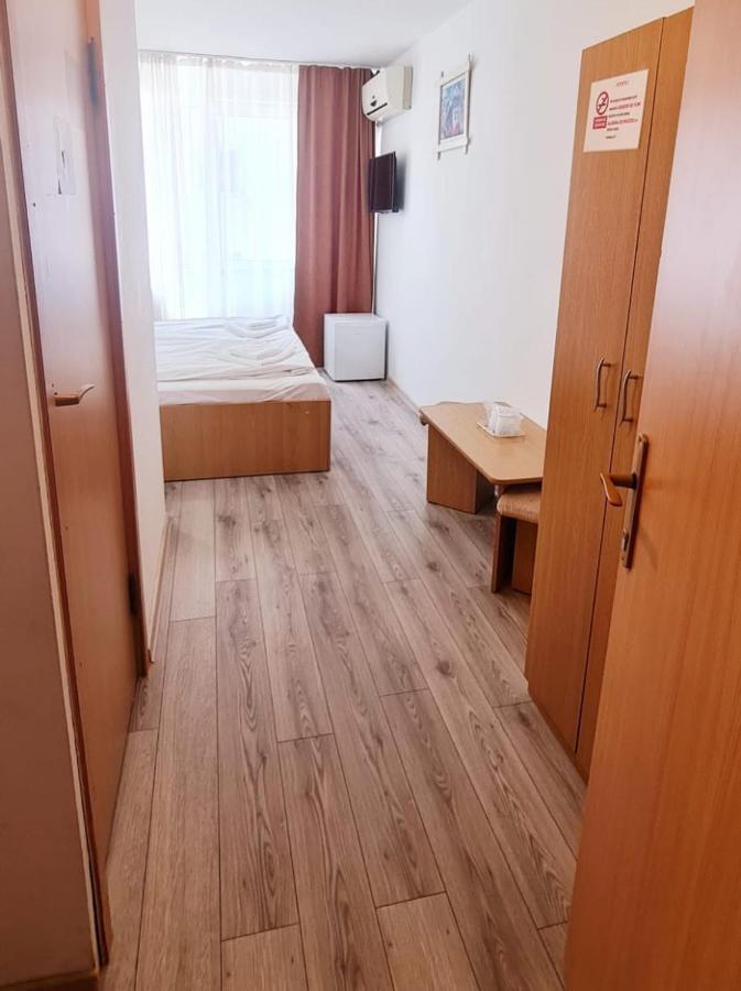 יאשי Hotel Victoria מראה חיצוני תמונה